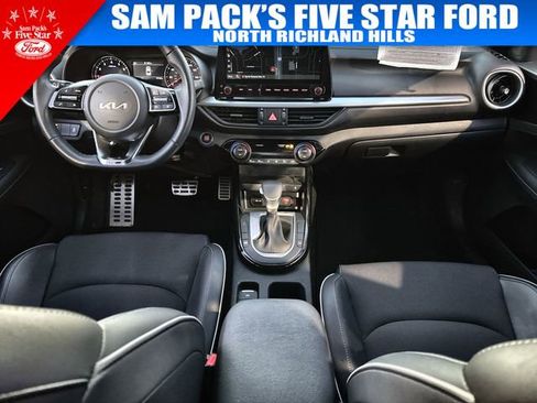 Used 2023 Kia Forte GT-Line w/ GT-Line Premium Package image 12