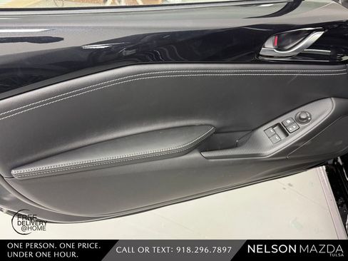New 2026 MAZDA MX-5 Miata Club w/ Interior Package RWD image 21