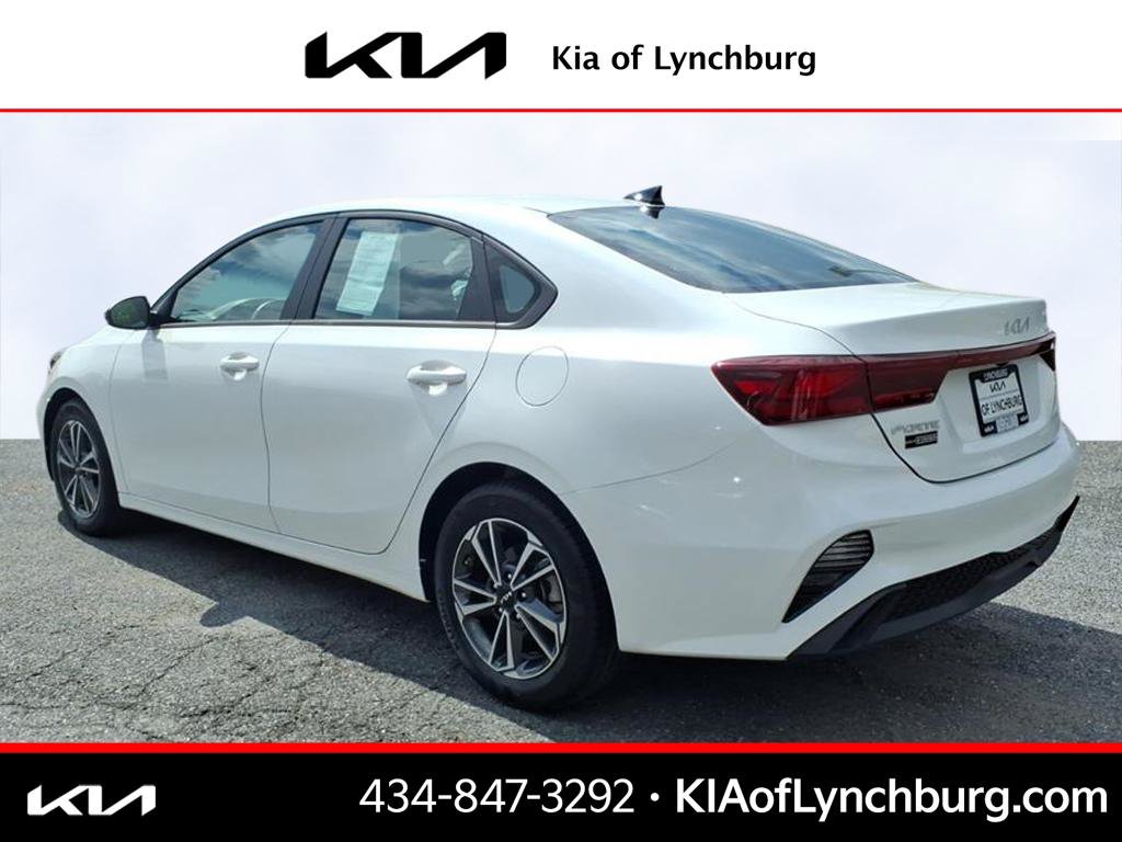 Used 2024 Kia Forte LXS w/ LXS Technology Package FWD image 6