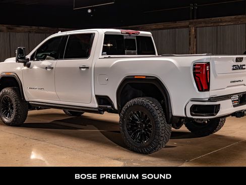 Used 2024 GMC Sierra 2500 Denali Ultimate image 7