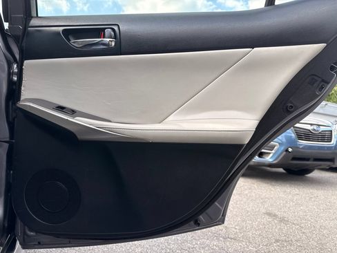 Used 2014 Lexus IS 250 w/ F-Sport Package RWD image 31