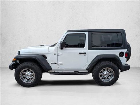 Used 2019 Jeep Wrangler Sport image 8