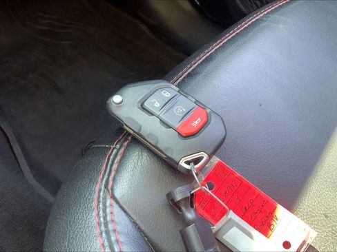 Used 2019 Jeep Wrangler Unlimited Rubicon image 15