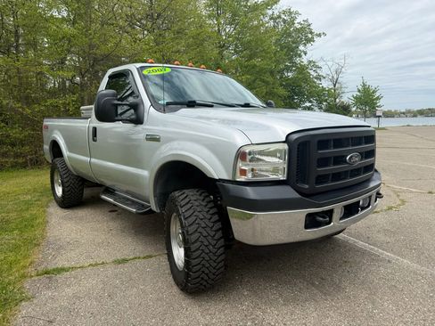 Used 2007 Ford F350 XL AWD/4WD image 3
