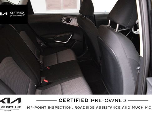 Certified 2025 Kia Soul LX w/ LX Technology Package FWD image 15