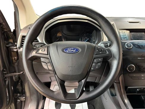 Used 2019 Ford Edge SE AWD/4WD image 17