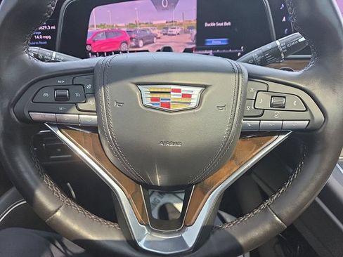 Used 2023 Cadillac Escalade Sport Platinum w/ LPO, ONYX Package AWD/4WD image 24