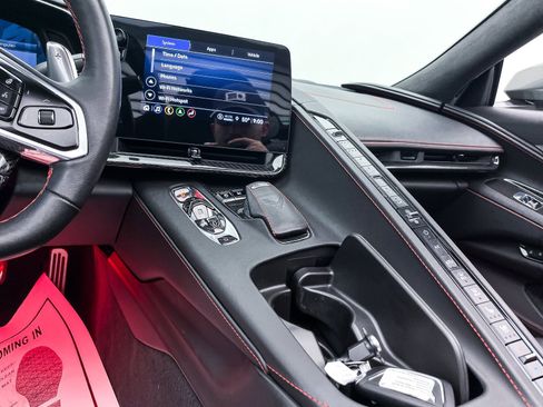 Used 2022 Chevrolet Corvette Stingray Premium Conv w/ Battery Protection Package image 9