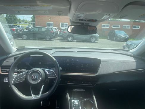 Used 2024 Buick Envision Sport Touring image 33