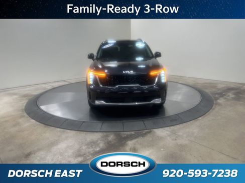 New 2026 Kia Sorento S w/ S Panoramic Sunroof Package FWD image 2