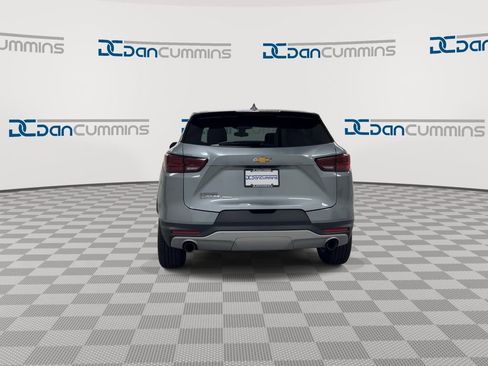 Used 2025 Chevrolet Blazer LT AWD/4WD image 7
