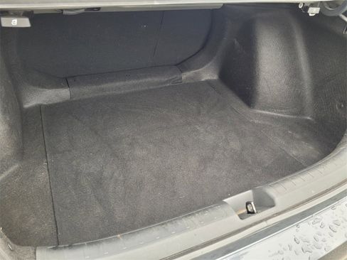 Used 2024 Honda Civic Touring image 9