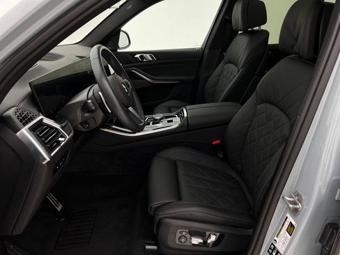 Used 2026 BMW X5 xDrive40i w/ M Sport Package AWD/4WD image 11
