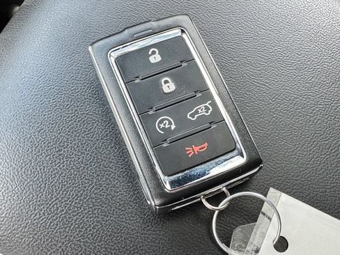 Used 2023 Jeep Grand Cherokee L Laredo AWD/4WD image 35