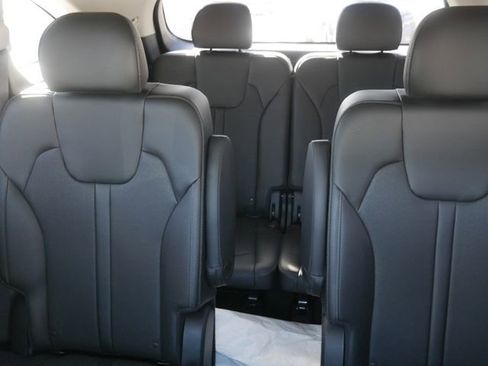 Used 2023 Kia Sorento SX image 42