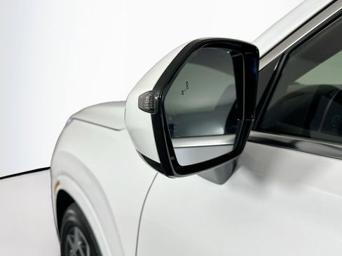 Used 2021 Hyundai Palisade Calligraphy image 16