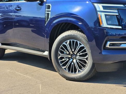 New 2026 Nissan Armada SL image 2