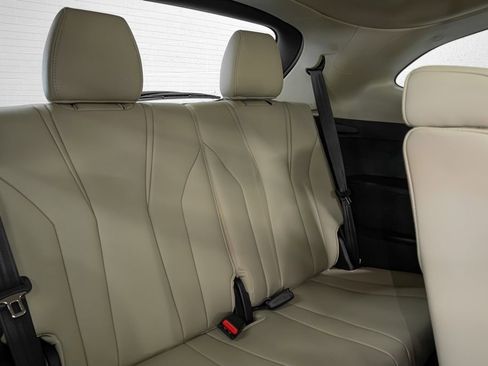 New 2026 Acura MDX SH-AWD image 37