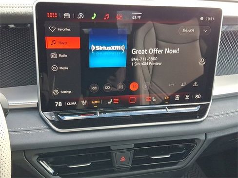 New 2026 Volkswagen Tiguan SE R-Line image 9