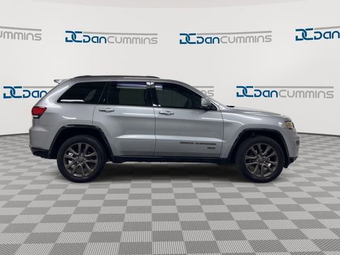 Used 2016 Jeep Grand Cherokee Limited 75th Anniversary image 9