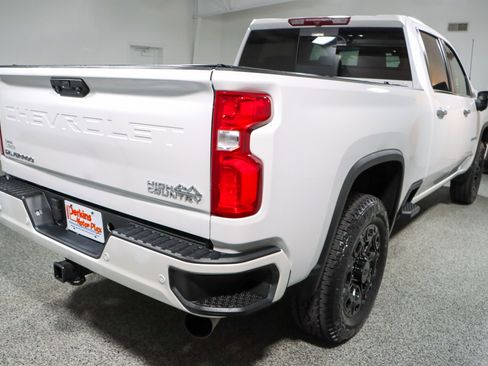 Used 2022 Chevrolet Silverado 2500 High Country image 7
