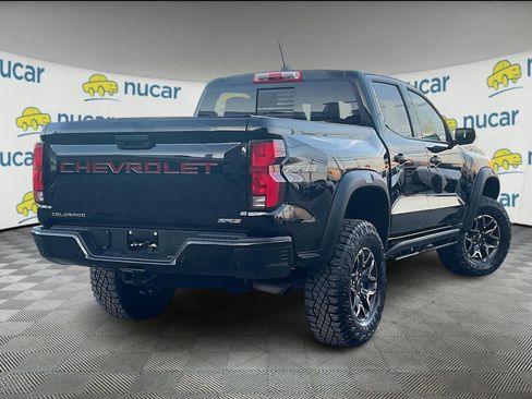 Used 2024 Chevrolet Colorado ZR2 w/ ZR2 Convenience Package III image 6