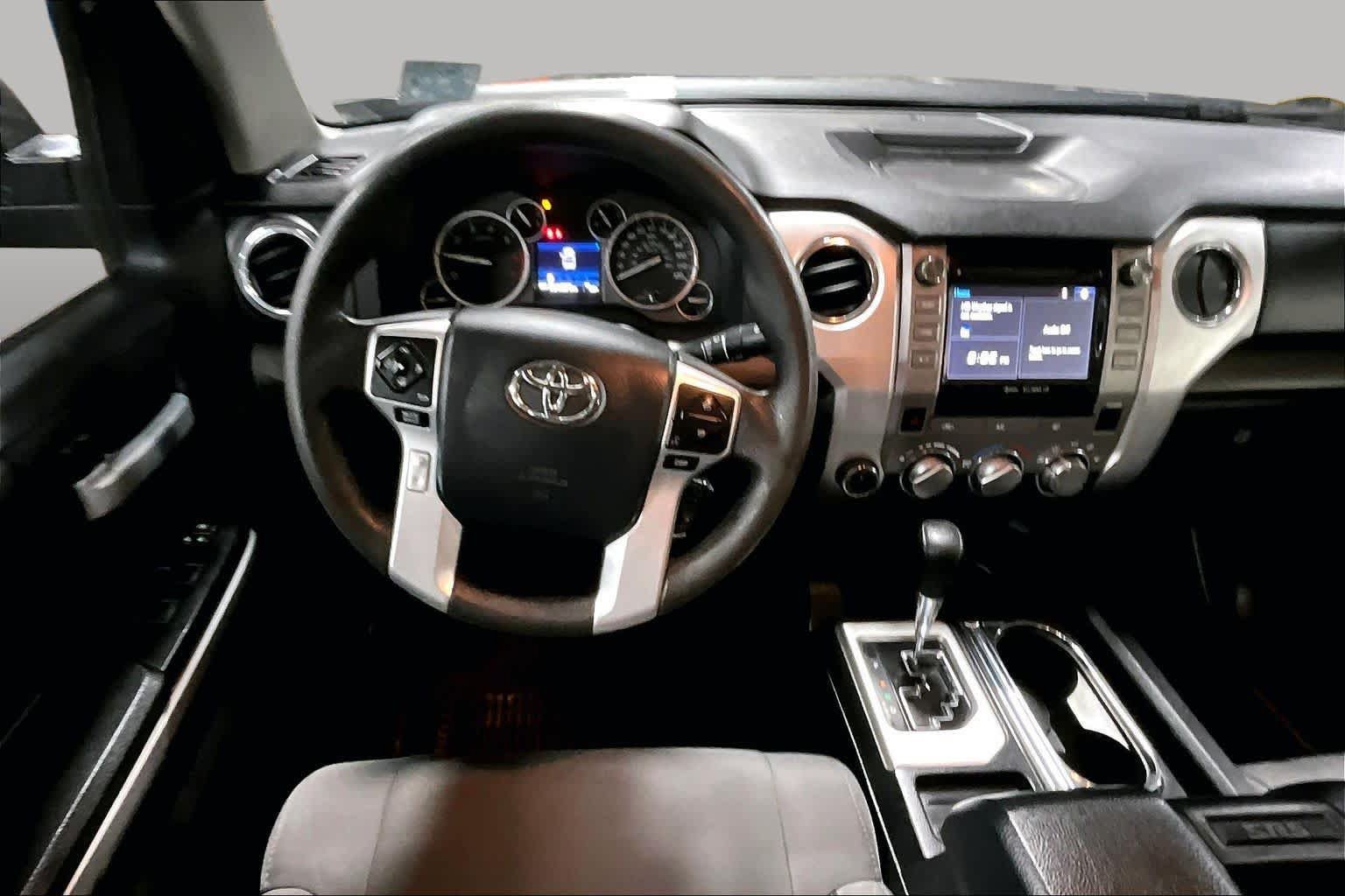 Used 2016 Toyota Tundra SR5 w/ SR5 Upgrade Package AWD/4WD image 6