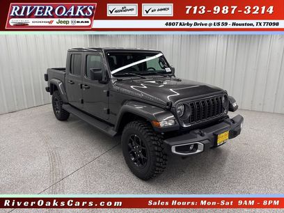 New 2025 Jeep Gladiator Sport