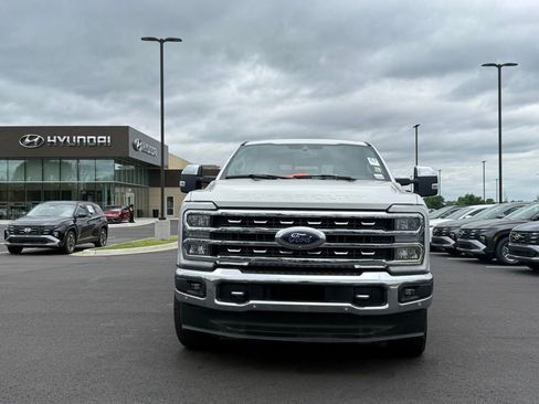 Used 2023 Ford F350 Lariat w/ Lariat Ultimate Package AWD/4WD image 2