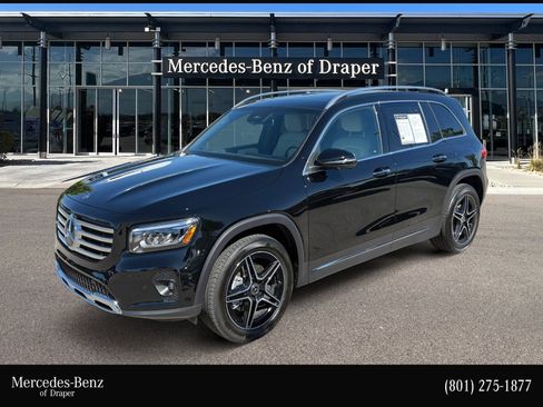 Used 2026 Mercedes-Benz GLB 250 4MATIC image 1