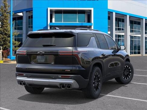 New 2026 Chevrolet Traverse Z71 w/ Enhanced Driving Package image 4