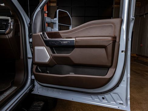 Used 2026 Ford F450 King Ranch w/ Chrome Package image 36