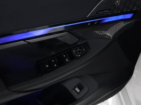 Used 2026 BMW M5 Touring image 17