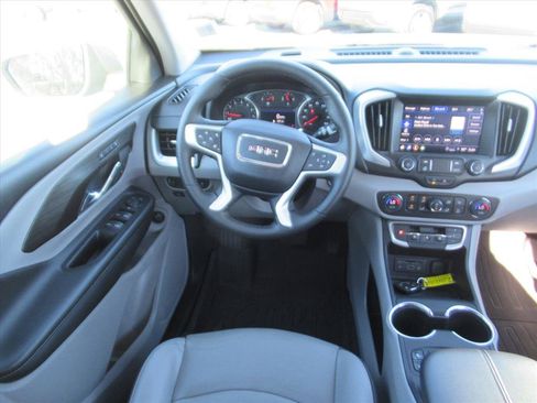 Used 2023 GMC Terrain SLT w/ LPO, Floor Liner Package image 13