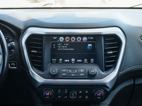 Used 2018 GMC Acadia SLT FWD image 13