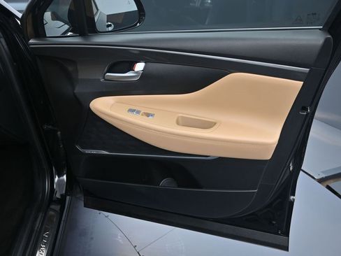 Used 2023 Hyundai Santa Fe Calligraphy image 41