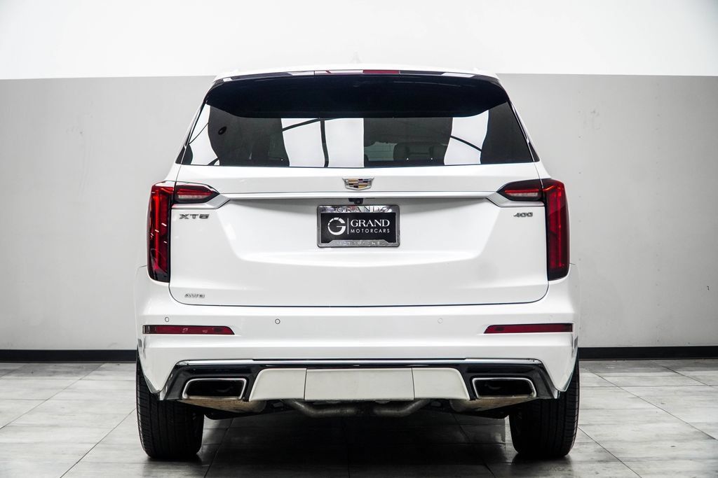 Used 2022 Cadillac XT6 Premium Luxury AWD/4WD image 13