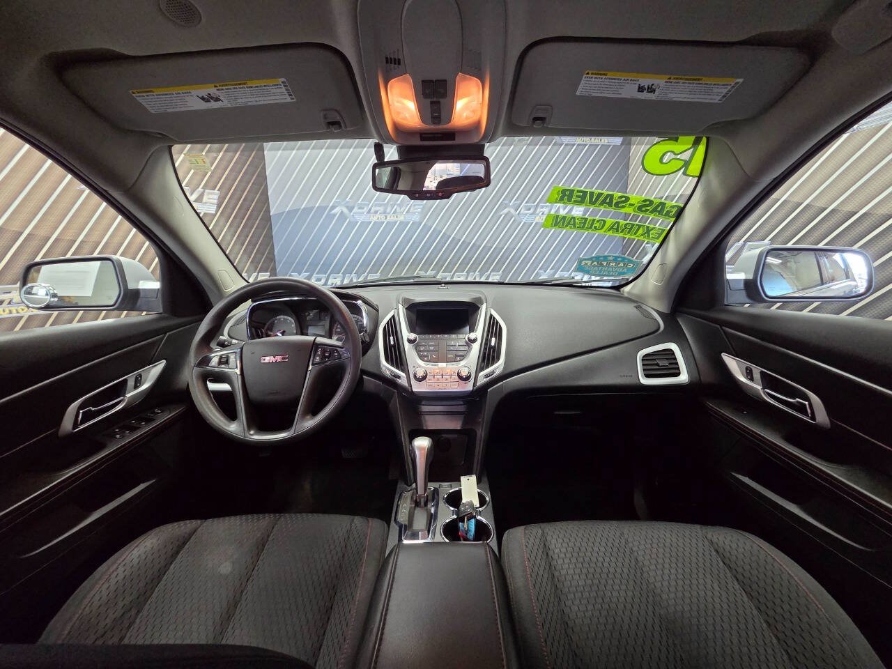 Used 2015 GMC Terrain SLE FWD image 19