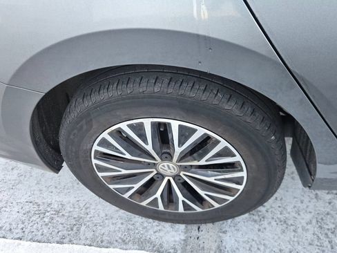 Used 2019 Volkswagen Jetta SEL FWD image 9