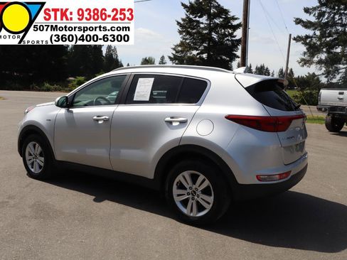 Used 2019 Kia Sportage LX w/ LX Popular Package AWD/4WD image 7