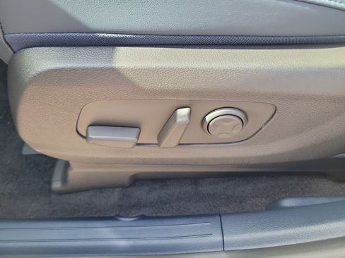 New 2026 Kia Carnival SX FWD image 25