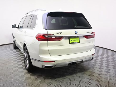 Used 2022 BMW X7 xDrive40i w/ Parking Assistance Package AWD/4WD image 4