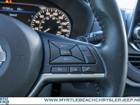 Used 2022 Nissan Altima 2.0 SR image 26