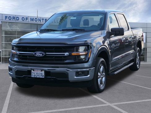 Used 2025 Ford F150 XLT w/ Equipment Group 301A Standard RWD image 9