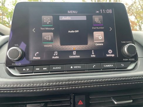 Used 2022 Nissan Rogue SL image 20