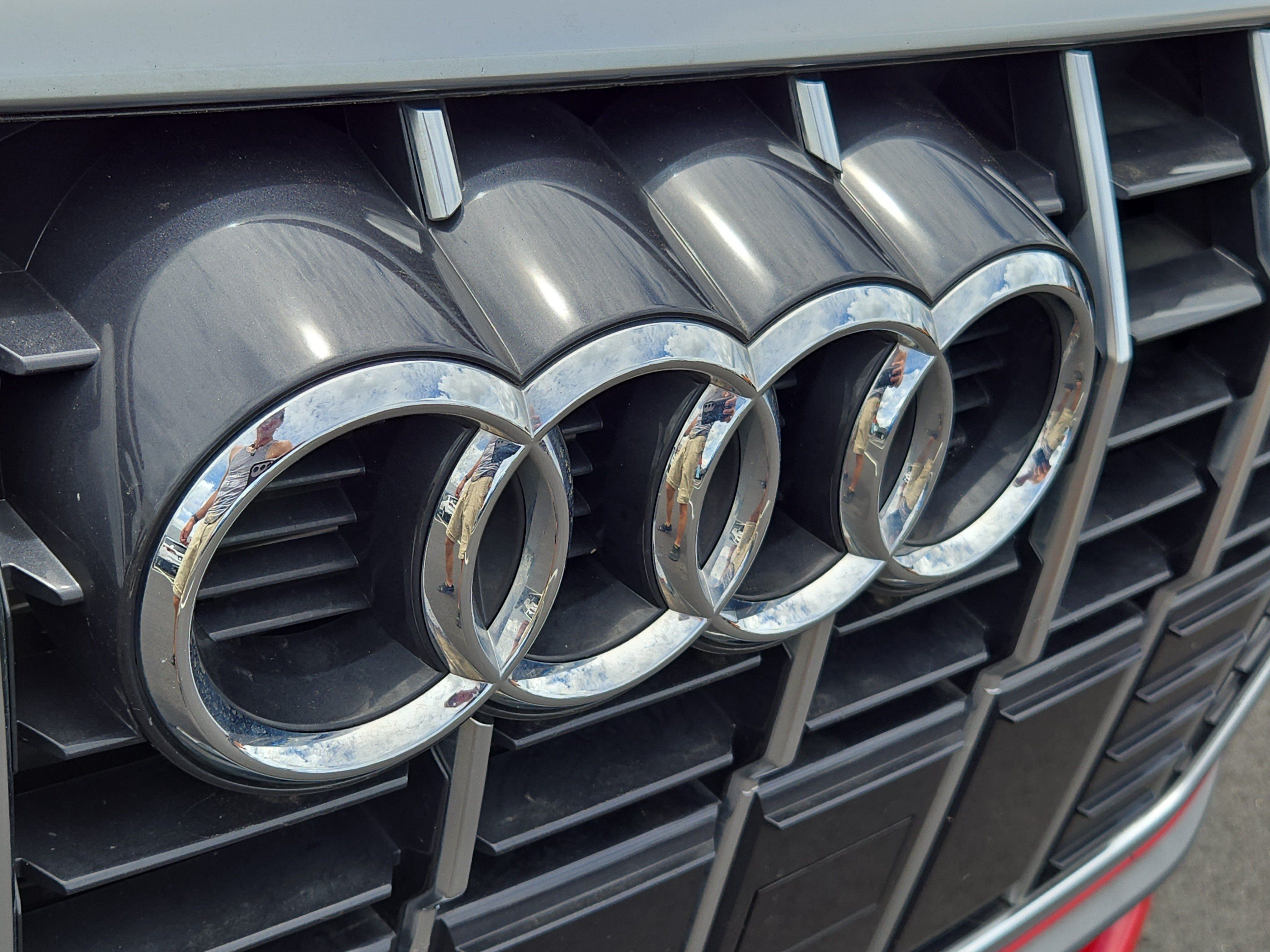 Used 2025 Audi Q3 2.0T Premium AWD/4WD image 6