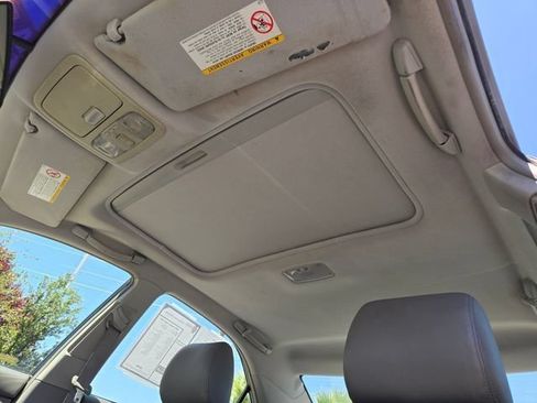Used 2003 Toyota Camry XLE FWD image 9