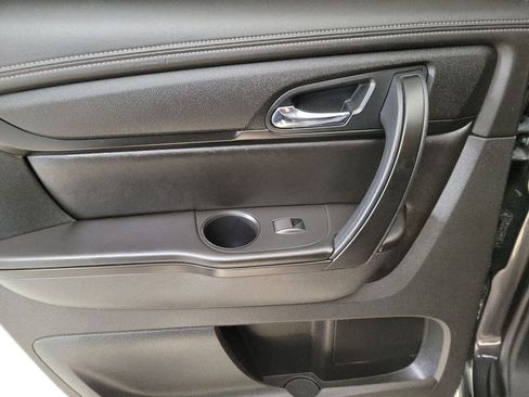 Certified 2017 Chevrolet Traverse LT image 20