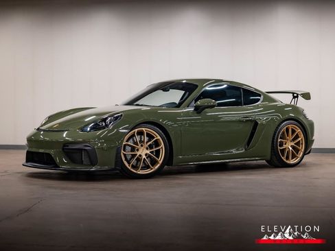 Used 2021 Porsche 718 Cayman GT4 RWD image 17