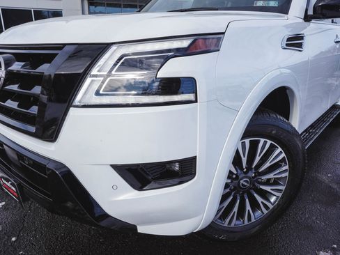 Used 2023 Nissan Armada SL w/ Midnight Edition Package image 47